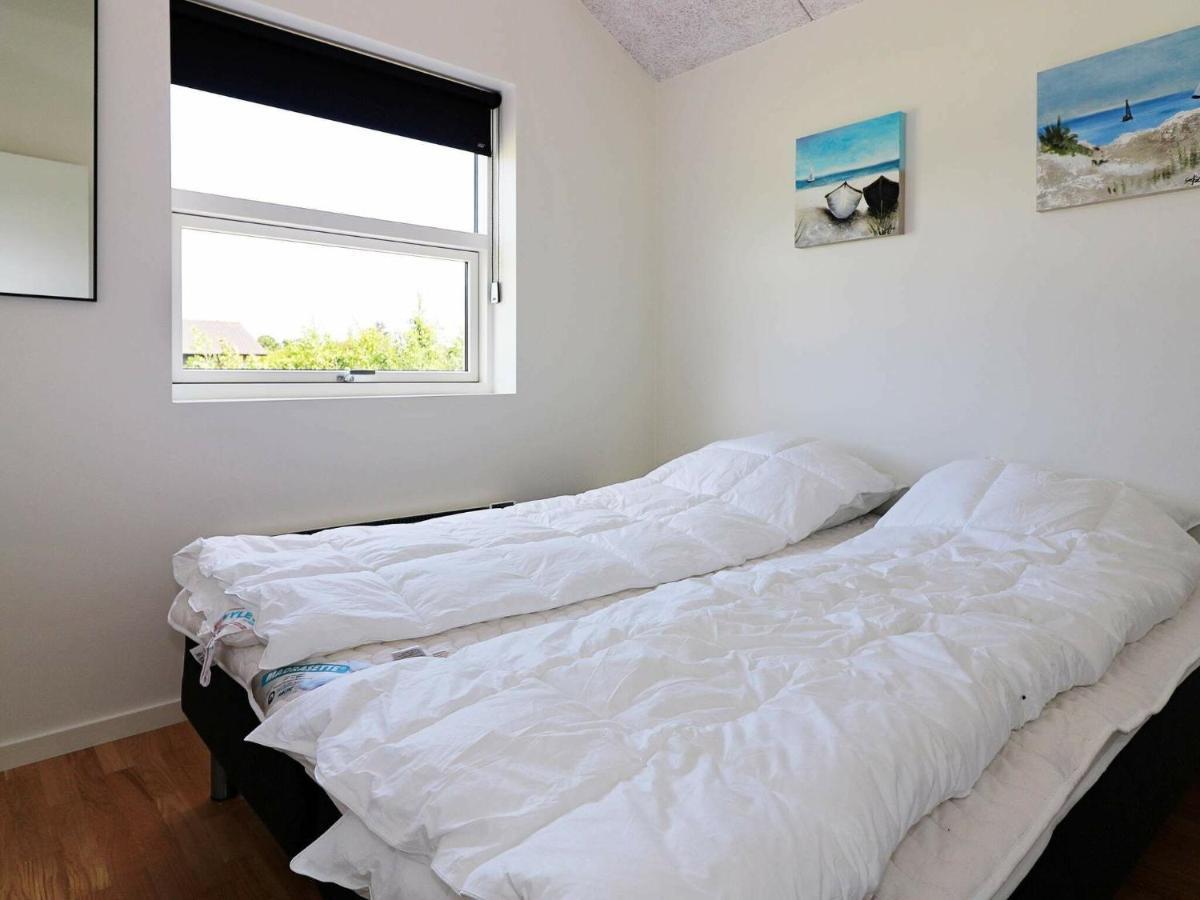 8 Person Holiday Home In Hadsund 外观 照片